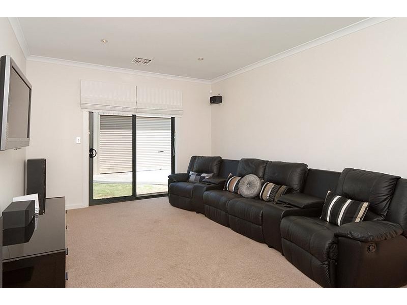 37 Barton Circuit, Mount Barker SA 5251