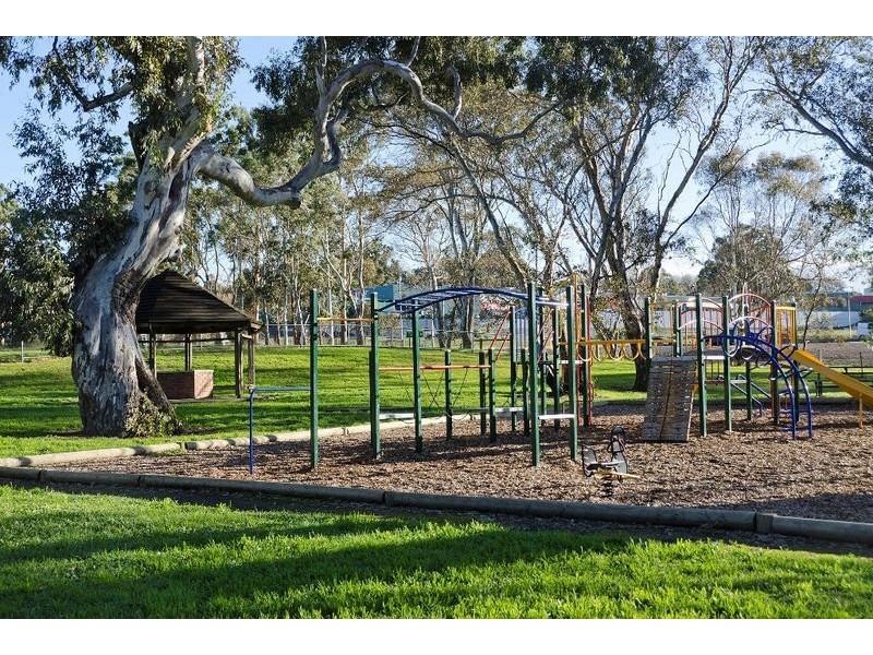 . Benjamin Gray Drive, Littlehampton SA 5250