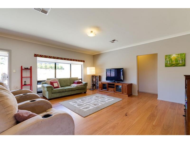 17 Yaktanga Way, Mount Barker SA 5251