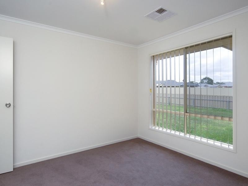 16 Bateman Street, Strathalbyn SA 5255