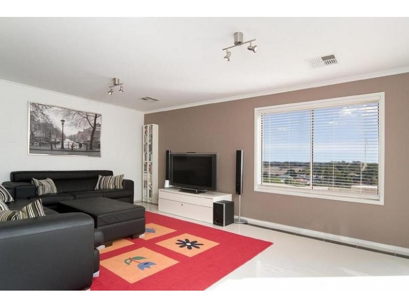 50 Yaktanga Way, Mount Barker SA 5251