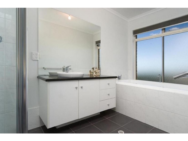 50 Yaktanga Way, Mount Barker SA 5251