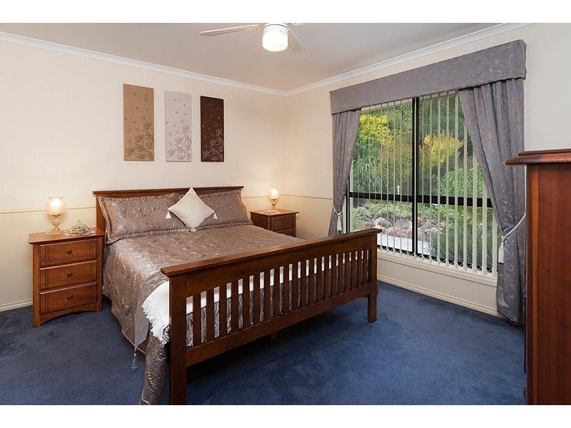 11 Duncan Crescent, Mount Barker SA 5251