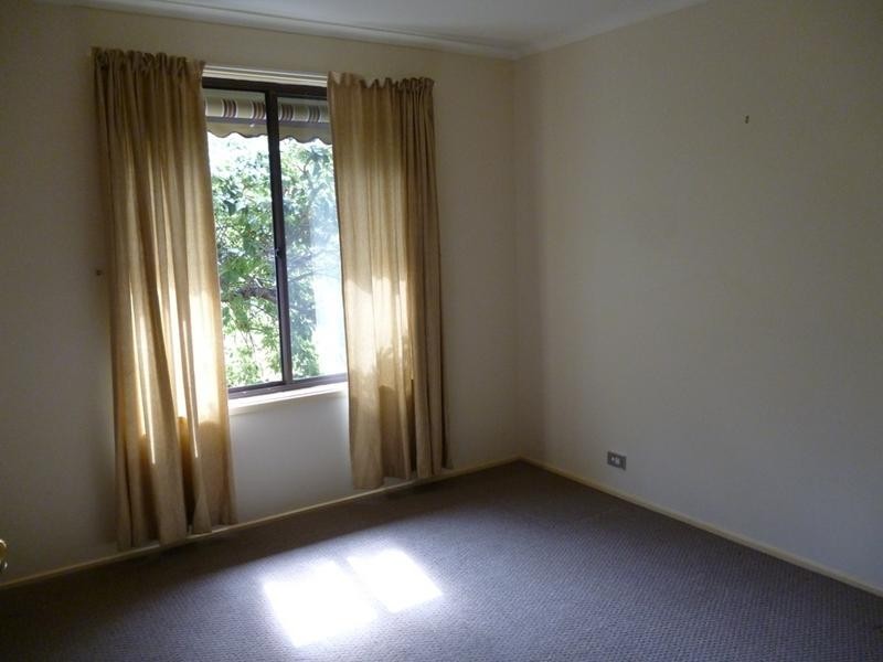 32 Lewis Avenue, Mount Barker SA 5251