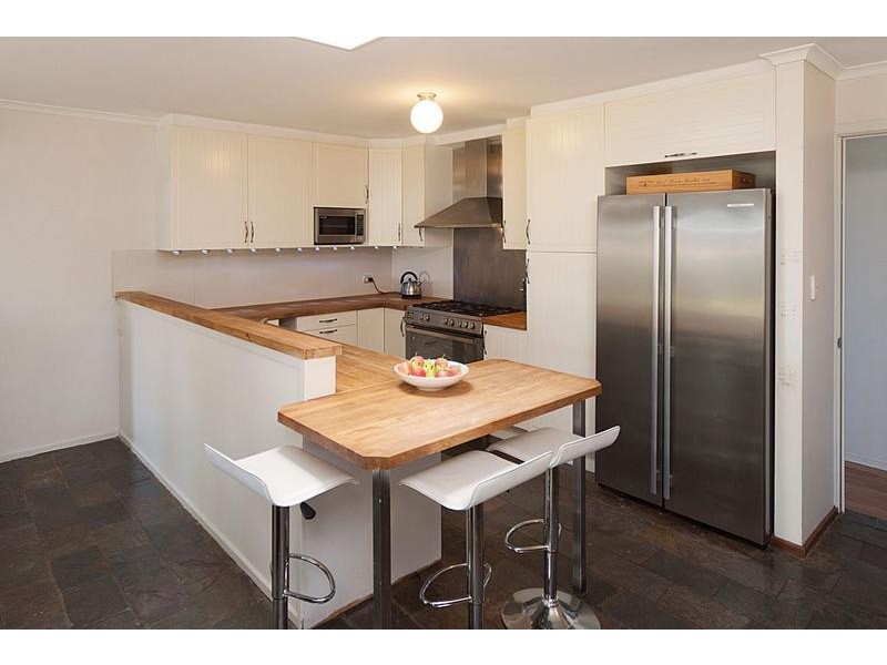 18 Heinrich Court, Mount Barker SA 5251