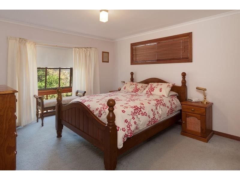 18 Lorikeet Road, Mount Barker SA 5251
