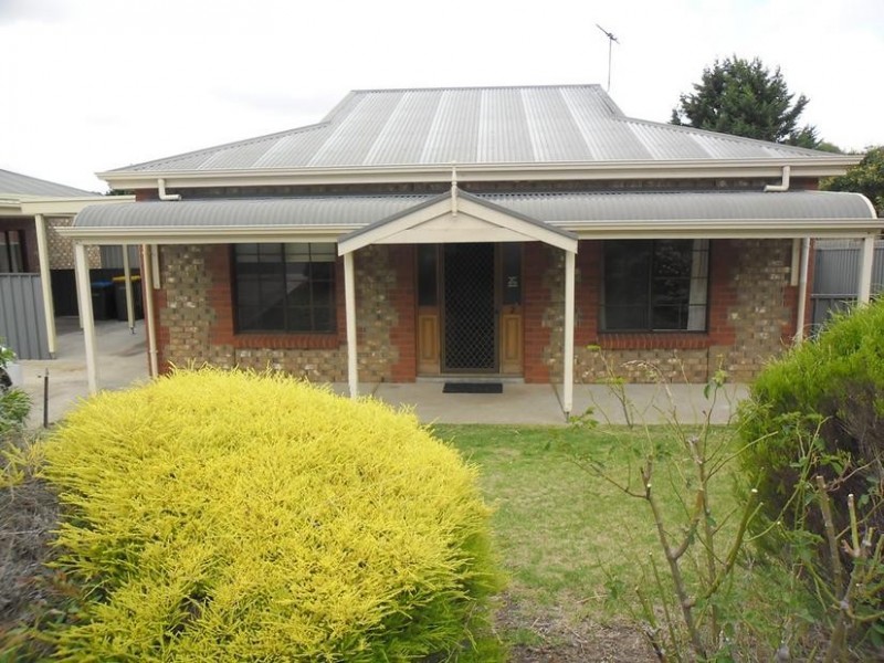 2/1 Kernutt Court, Mount Barker SA 5251