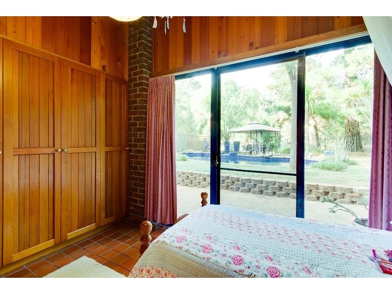 136 Corner Shepherd and Kavanagh Roads, Echunga SA 5153