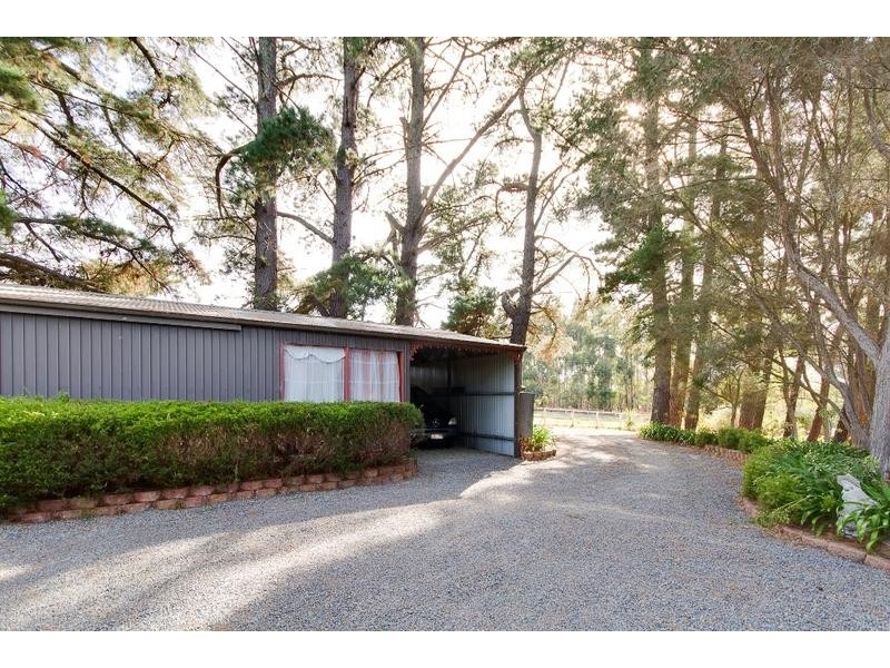 136 Corner Shepherd and Kavanagh Roads, Echunga SA 5153