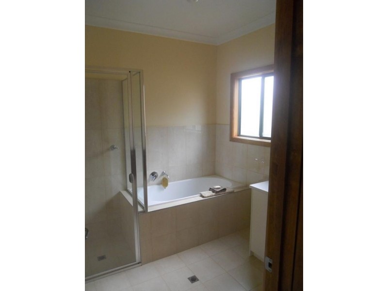 19 Oratava Avenue, Bridgewater SA 5155