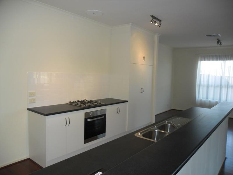 6 West Parkway, Mount Barker SA 5251