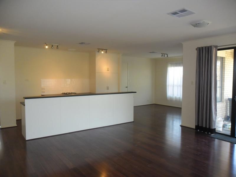 6 West Parkway, Mount Barker SA 5251