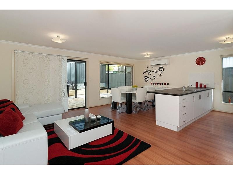 2 Queen Street, Mount Barker SA 5251