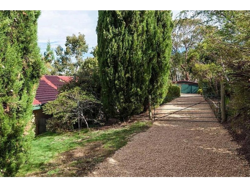 8 Miels Road, Crafers SA 5152
