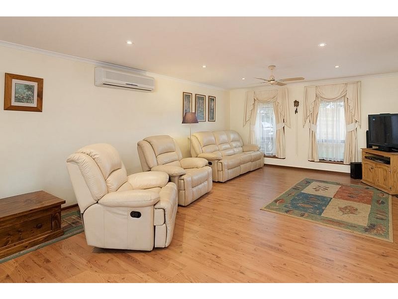 41 Adelaide Road, Strathalbyn SA 5255