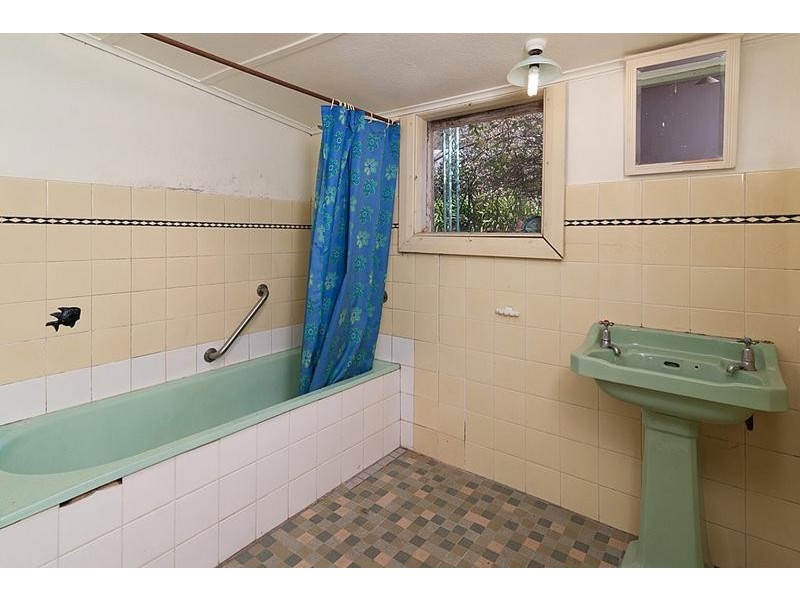 37 Donald Street, Dawesley SA 5252