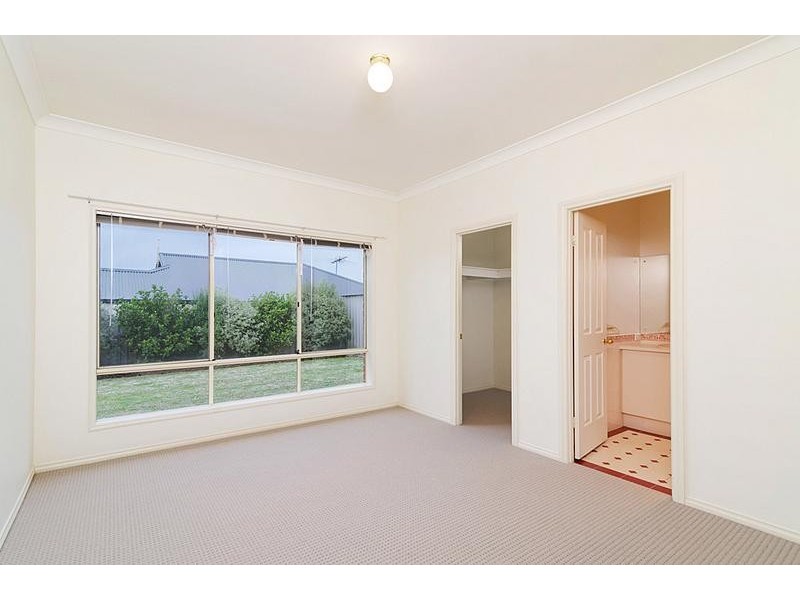 11 Randell Street, Mount Barker SA 5251