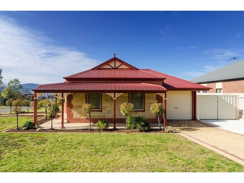 11 Randell Street, Mount Barker SA 5251
