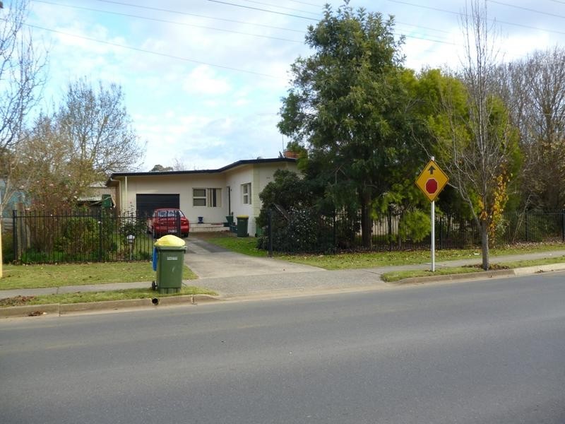 24 Albert Road, Mount Barker SA 5251