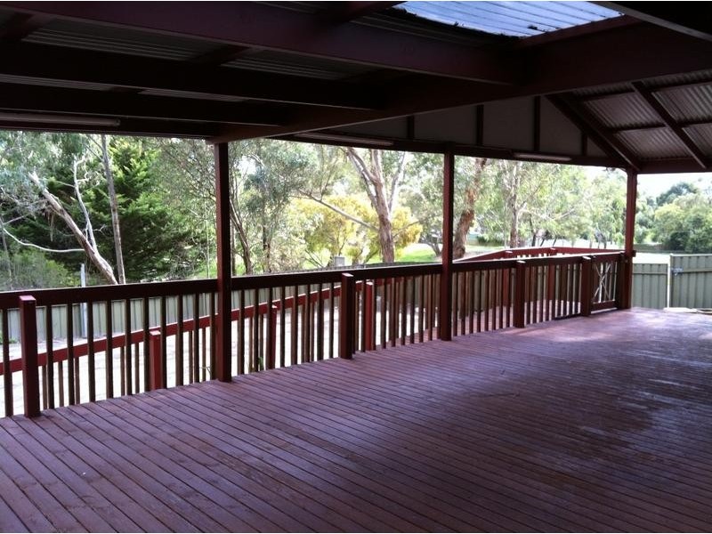 9 Sims Road, Mount Barker SA 5251