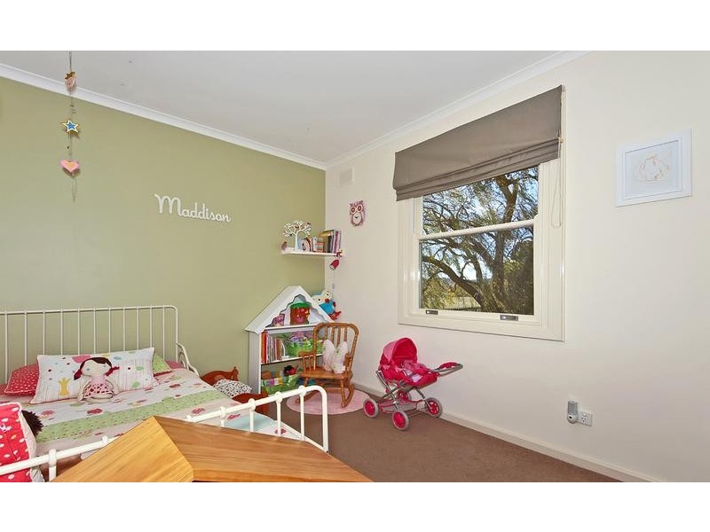 8 Columbia Street, Mount Barker SA 5251