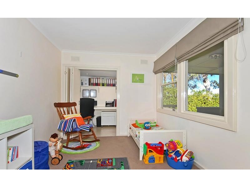 8 Columbia Street, Mount Barker SA 5251