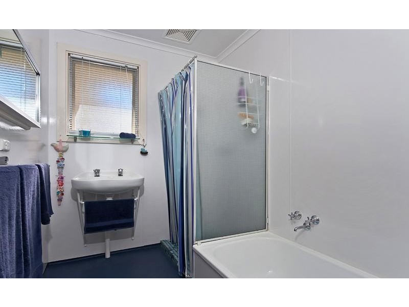 8 Columbia Street, Mount Barker SA 5251