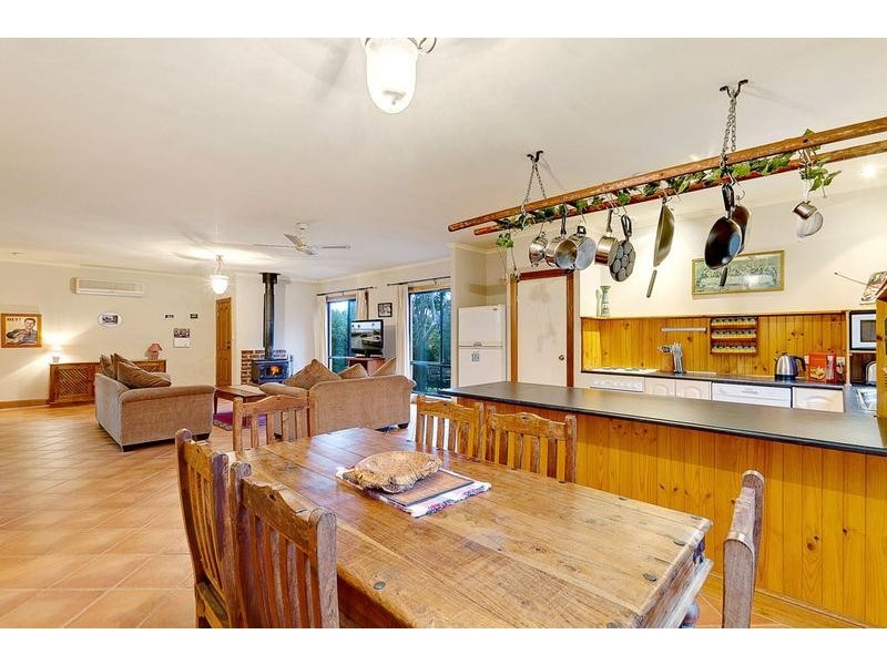 16 Discombe Road, Woodside SA 5244