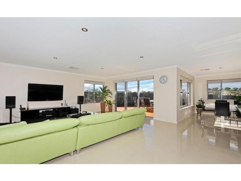 10 Tilly Street, Mount Barker SA 5251