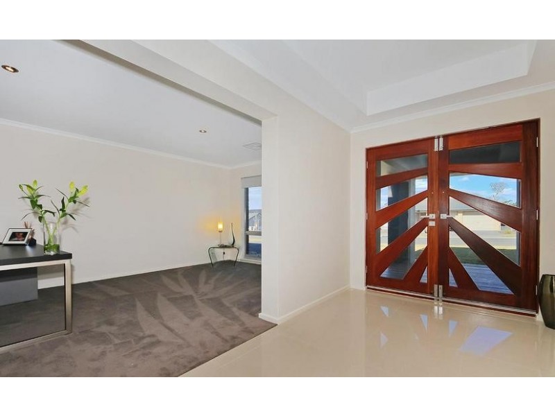 10 Tilly Street, Mount Barker SA 5251