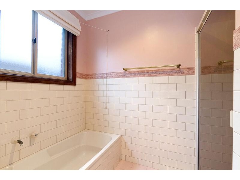 2 Barker Road, Mount Barker SA 5251