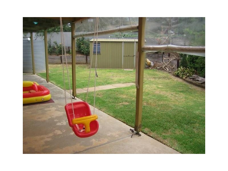 13 Uplands Street, Mount Barker SA 5251