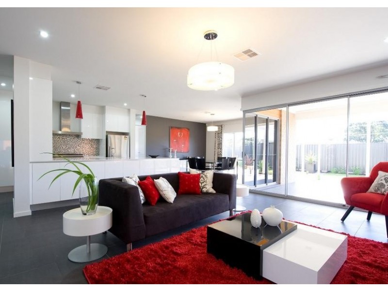 18 Greenfield Street, Mount Barker SA 5251