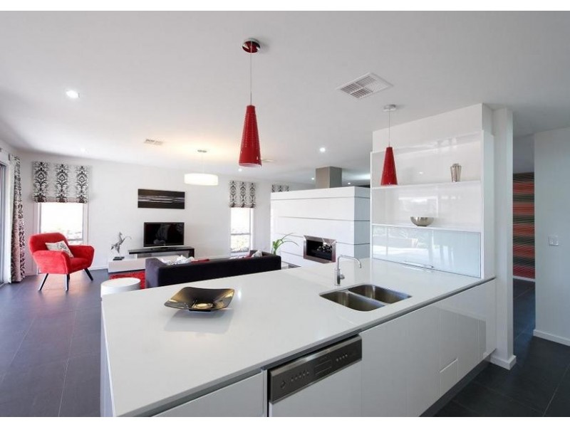 18 Greenfield Street, Mount Barker SA 5251