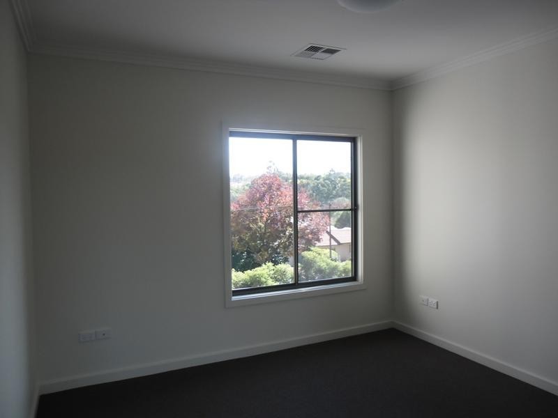 96b Onkaparinga Valley Road, Woodside SA 5244