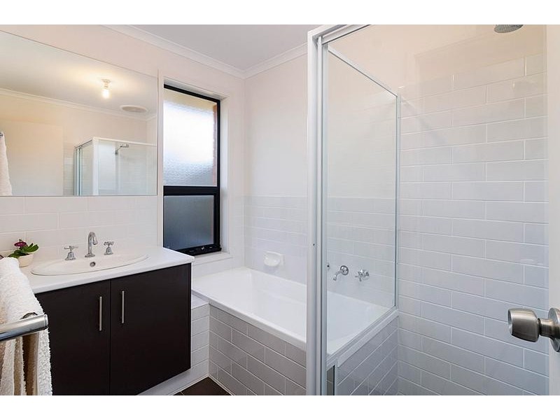 8 Westley Court (off Ray Orr Drive), Mount Barker SA 5251