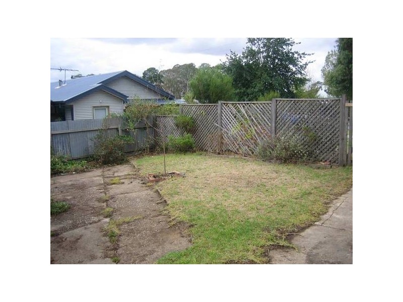 6 Pope Street, Mount Barker SA 5251