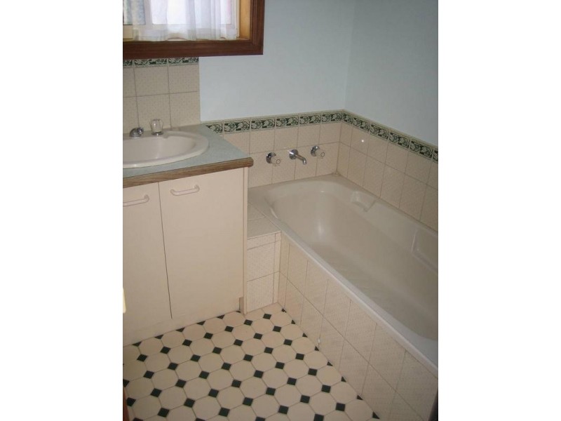 2/12 Donoghue Street, Mount Barker SA 5251