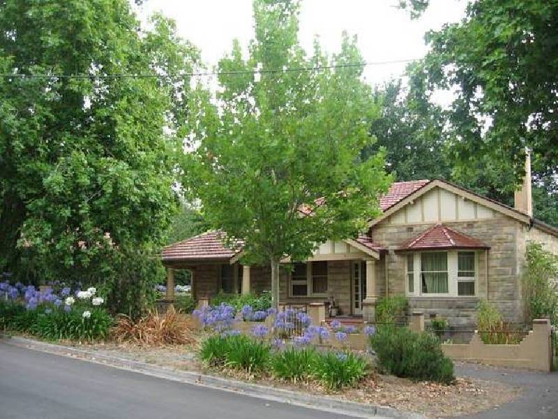7 Hutchinson Street, Mount Barker SA 5251