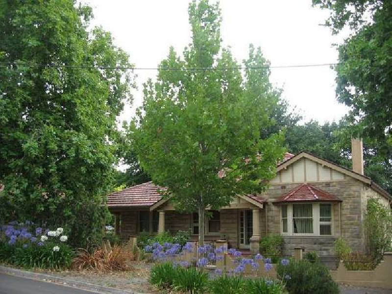 7 Hutchinson Street, Mount Barker SA 5251