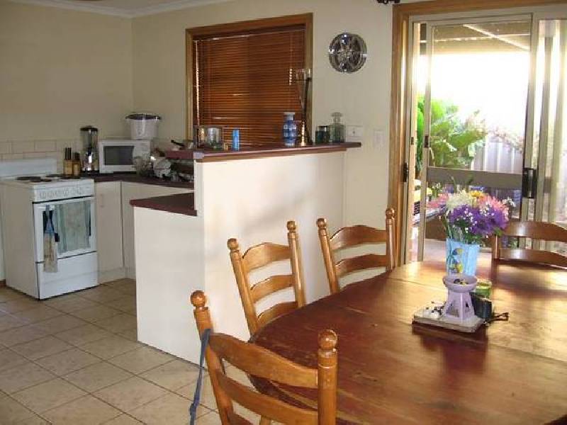 5 McDonald Close, Mount Barker SA 5251