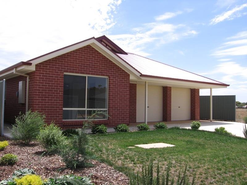 40 Strathmont Drive, Strathalbyn SA 5255