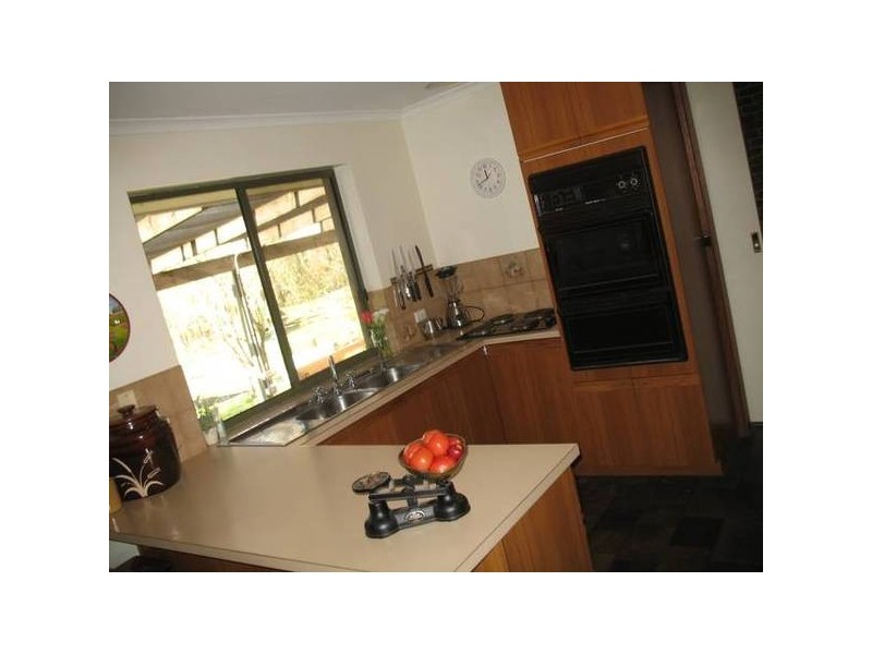 Henry Road, Littlehampton SA 5250