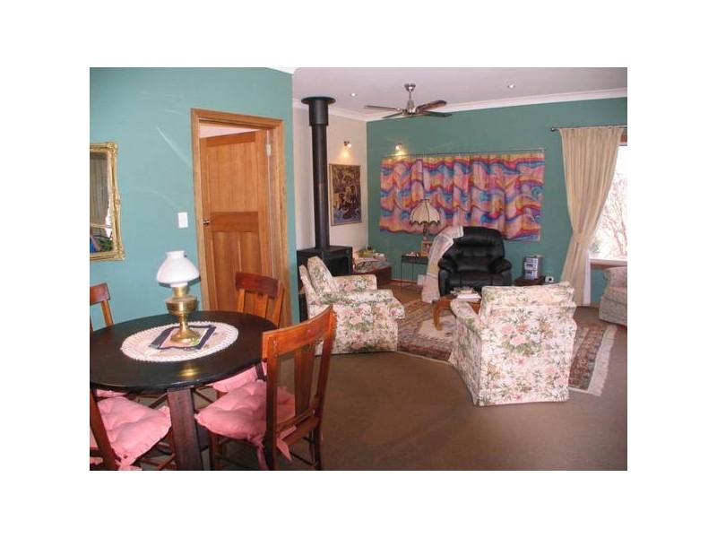 10 Hereford Avenue, Hahndorf SA 5245