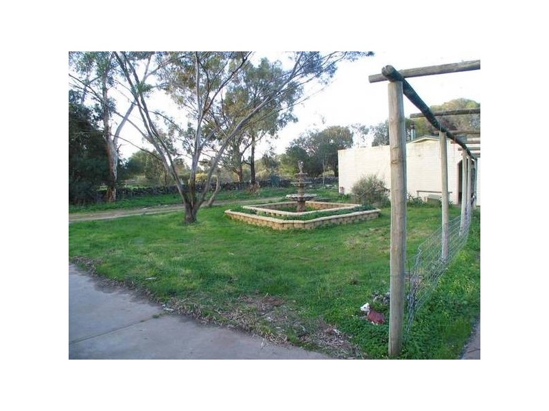 67 Rodwell Road, Woodchester SA 5255