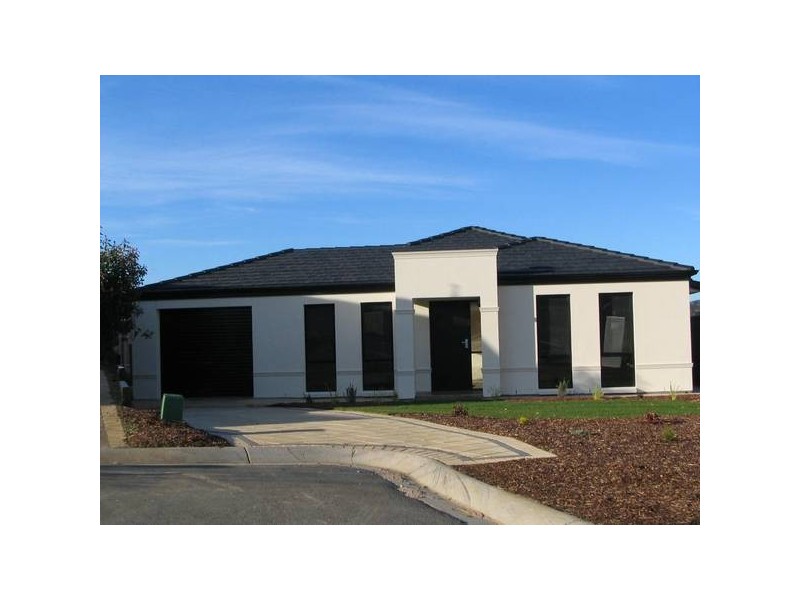 4 Lindsay Close, Mount Barker SA 5251