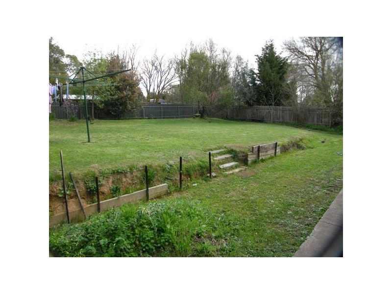 14 Discombe Rd, Woodside SA 5244