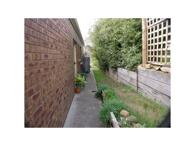 14 Discombe Rd, Woodside SA 5244