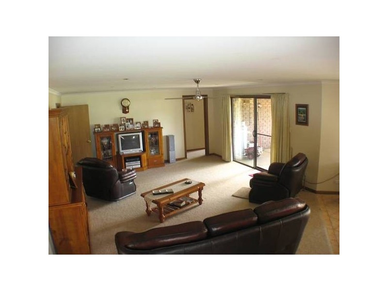 8 Abbotts Lane, Strathalbyn SA 5255