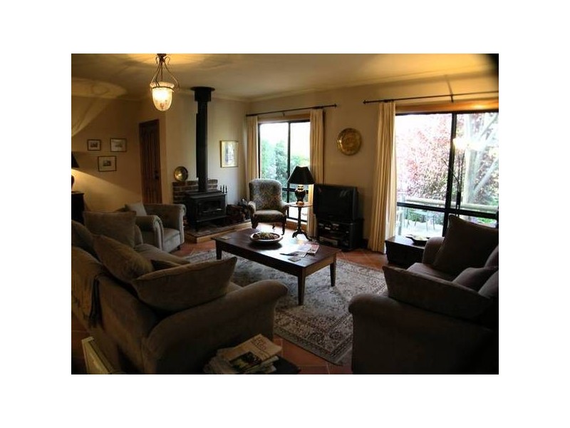 16 Discombe Road, Woodside SA 5244